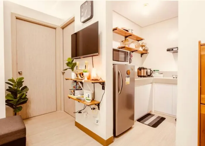 Apartment 2 Bedroom Trees Residences Netflix Games Karaoke