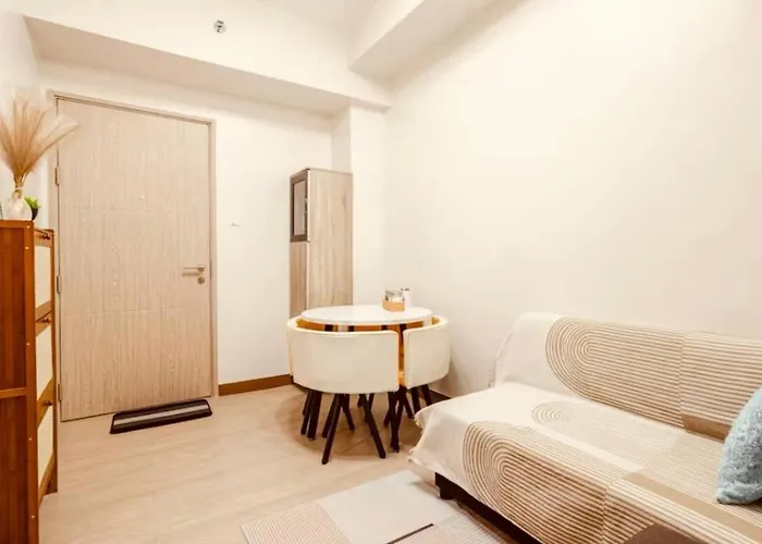 Apartment 2 Bedroom Trees Residences Netflix Games Karaoke