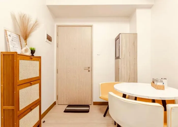Apartment 2 Bedroom Trees Residences Netflix Games Karaoke